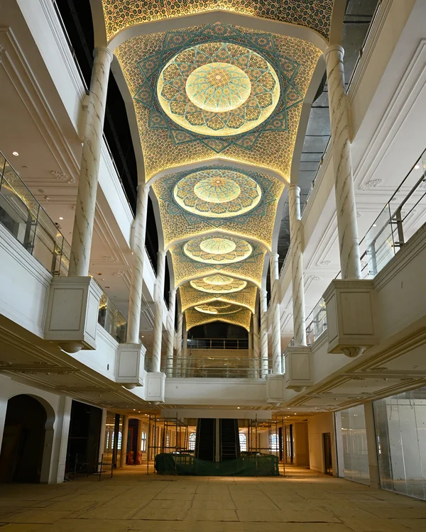 omaxe chandni  chowk