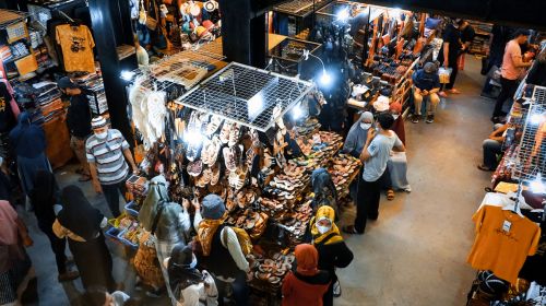 Chandni chowk market places to visit near old delhi railway station
